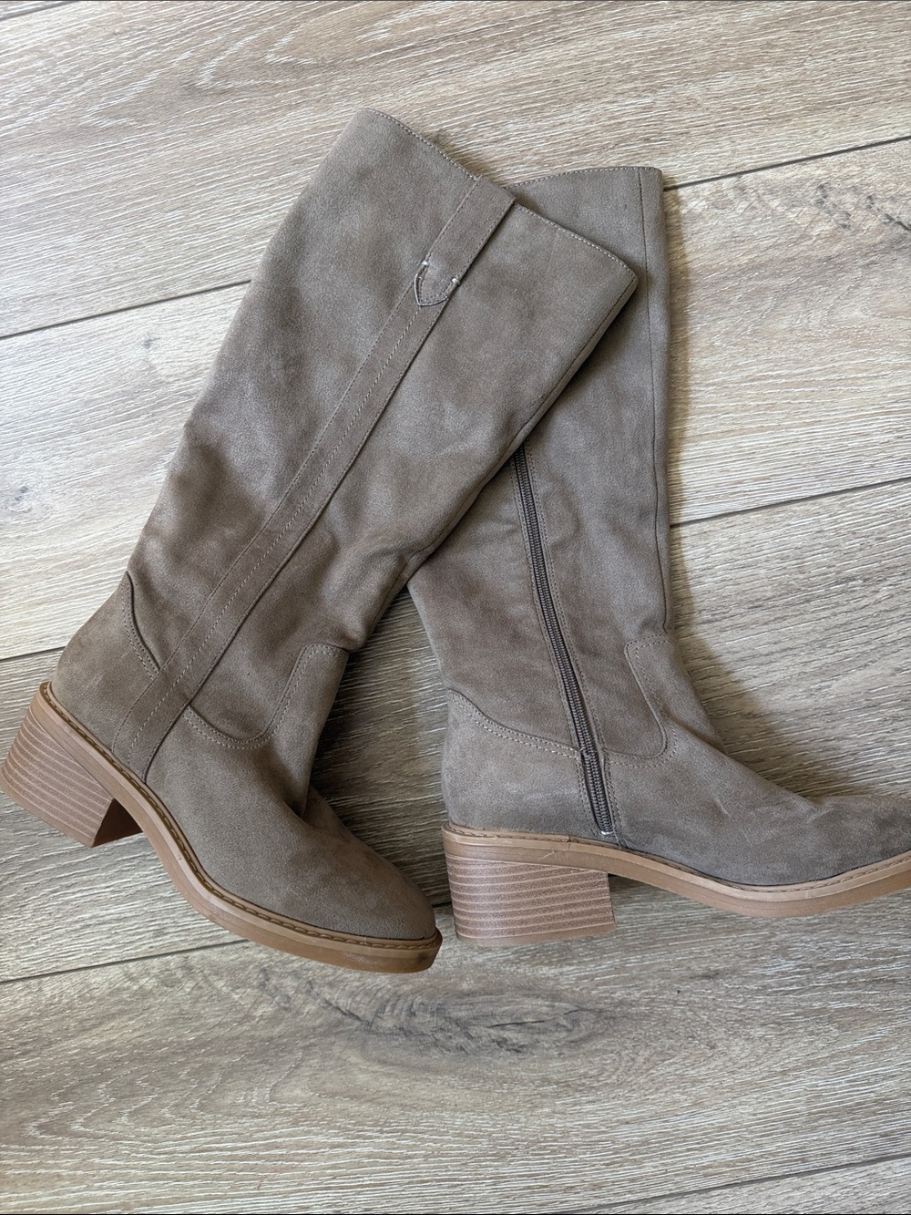 Splendid Taupe Suede Mid-Calf Block Heel Boots